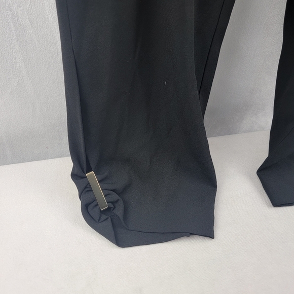 Cache black with gold detailing crepe cropped pants in size 4 - Picture 3 of 6